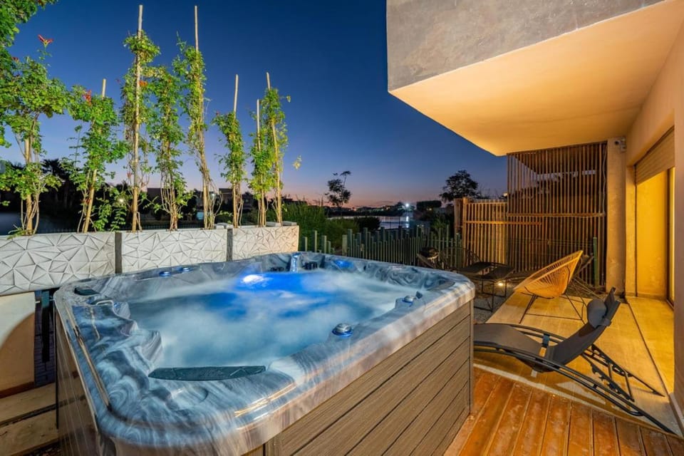 Hot Tub