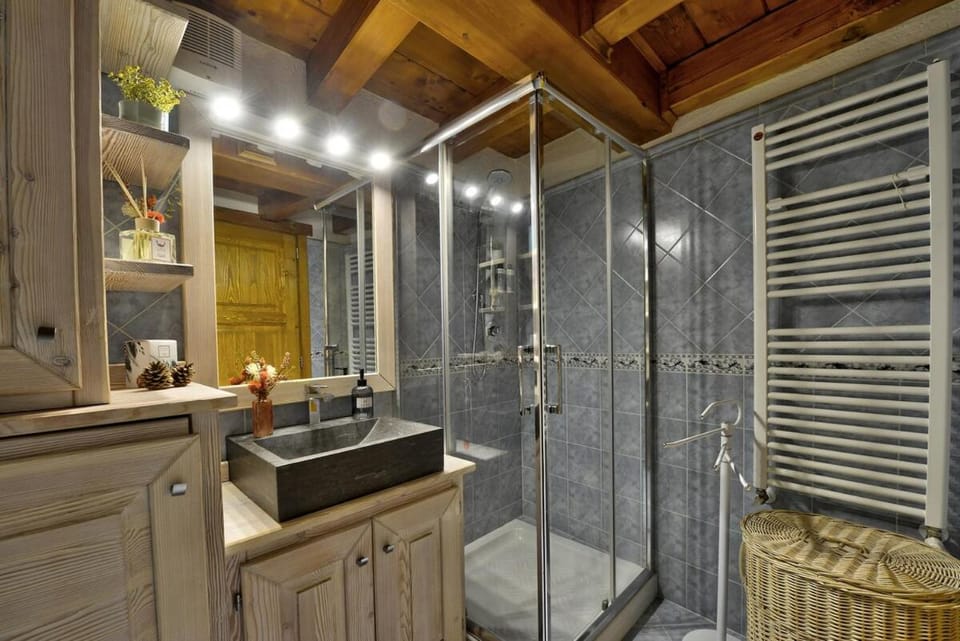 Cirmolo Apartment in Aosta Valley, Italy