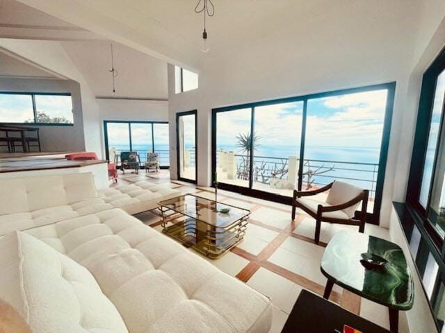 View (from property/room), Balcony/Terrace, Living room, Seating area, Dining area, Sea view