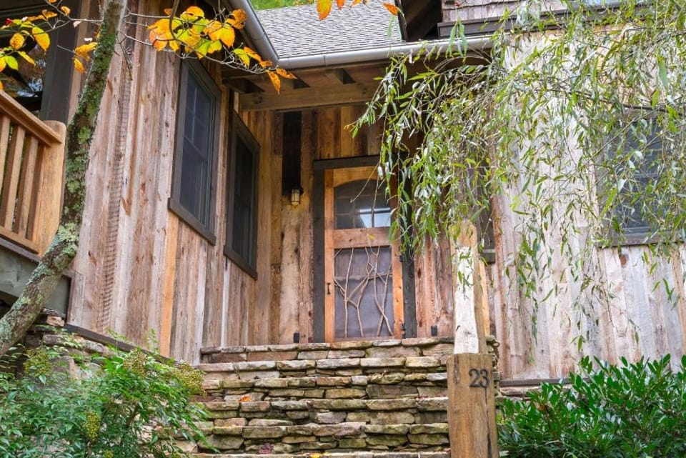 Stepping Stone House in Black Mountain