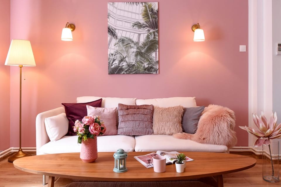Living room, Decorative detail, Seating area