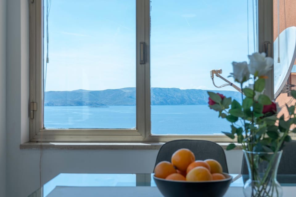 Dining area, Sea view