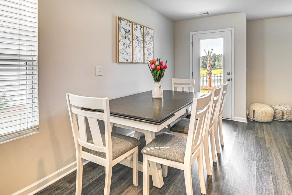 3 Mi to Shore Family Townhome in Surfside Beach House in Garden City