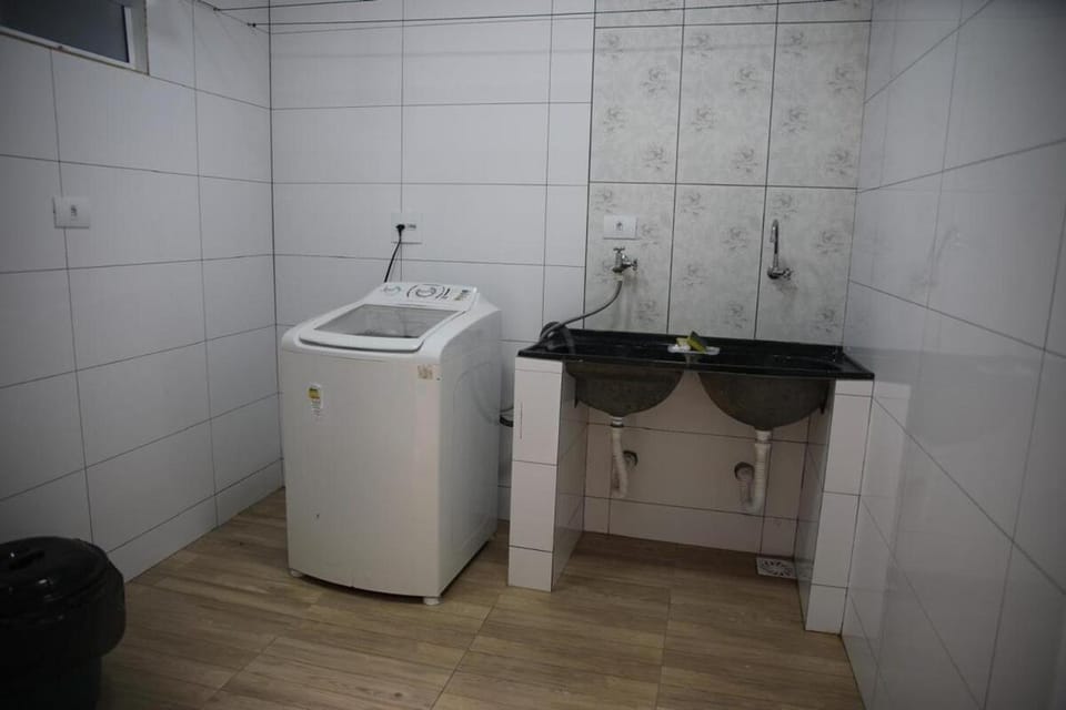 Sobrado com 03 quartos, prox aduana da Argentina House in Foz do Iguaçu