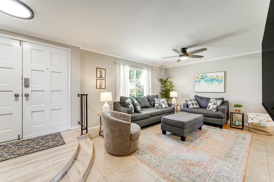 1.5 Mi to Old Town Scottsdale: Unit w/ Fenced Yard House in Scottsdale