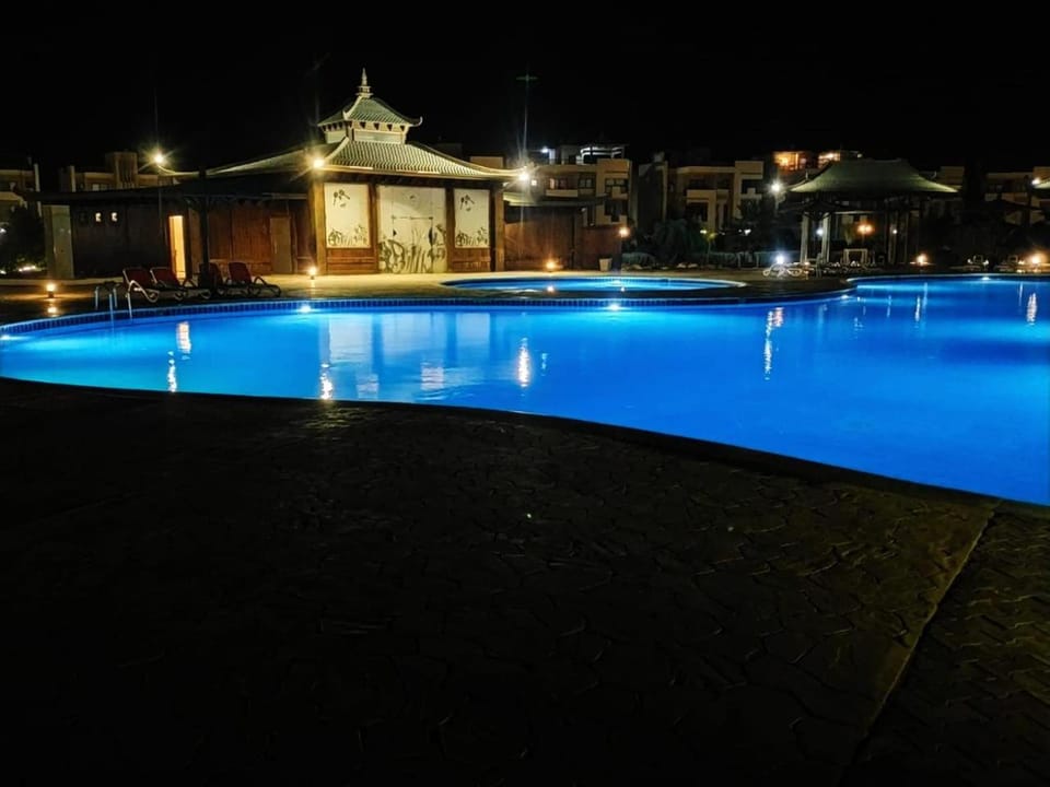 فيلا دوبلكس في العين السخنة في قرية بلو باي أسيا عروس السخنة Villa in Egypt