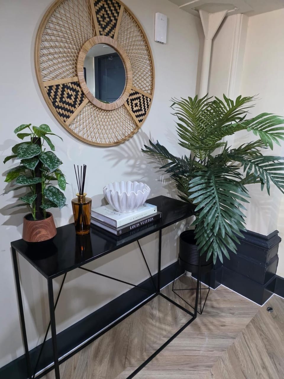 Manhattan-Style Chic Loft, Sleeps 4, Heart of Leeds Apartment in Leeds
