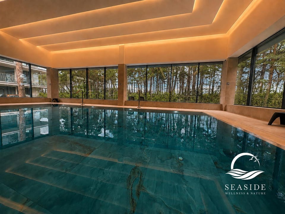 Activities, Activities, Hot Tub, Pool view, Swimming pool, Swimming pool
