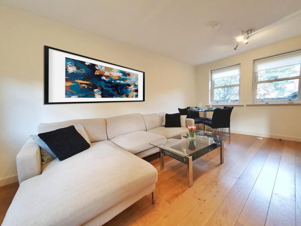 Soho Elegance Heart Of London Apartment in City of Westminster