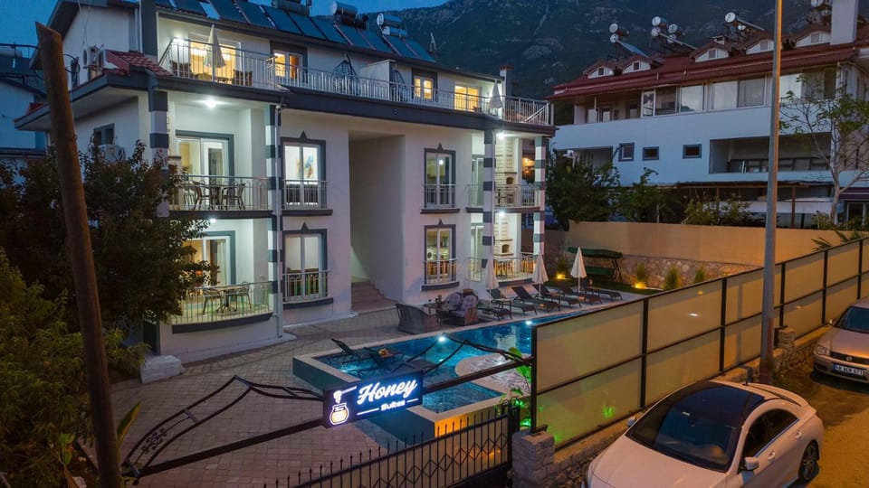 Property building, Night, Pool view, Swimming pool
