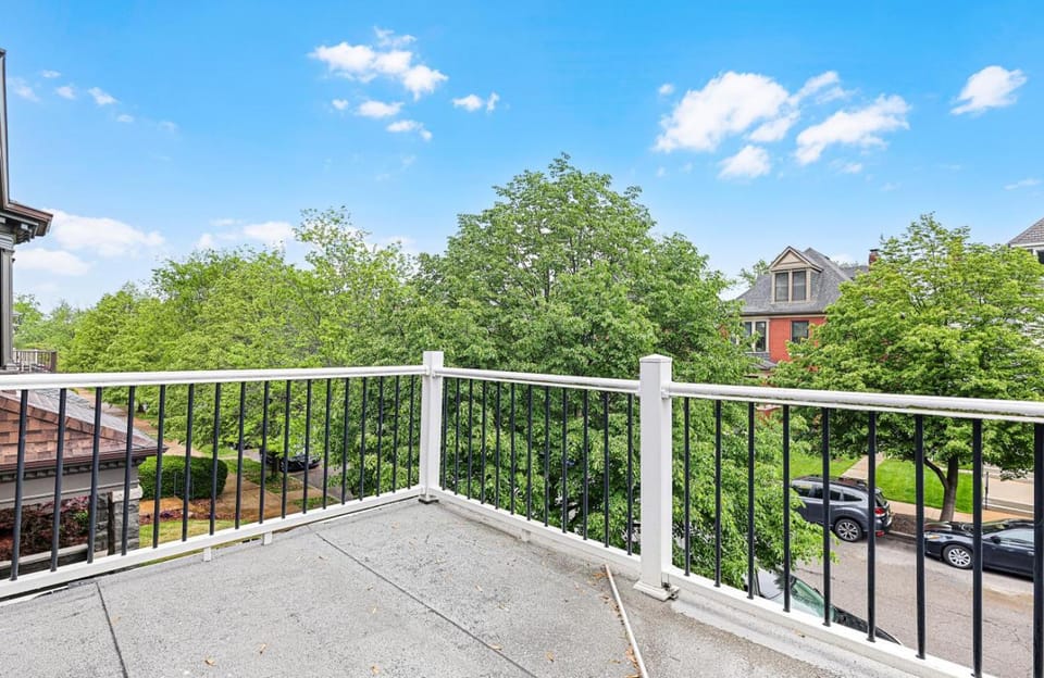 Spacious Modern 5BR Home Near Downtown St Louis House in Tower Grove South