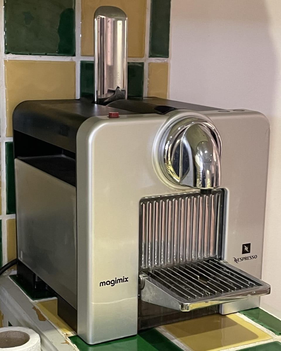 Coffee/tea facilities