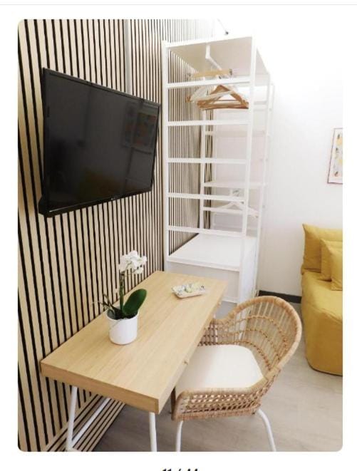 Seating area, wardrobe