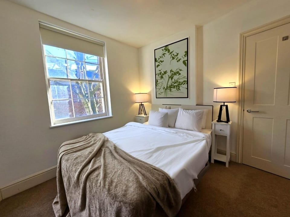 Bed, Bedroom, wardrobe
