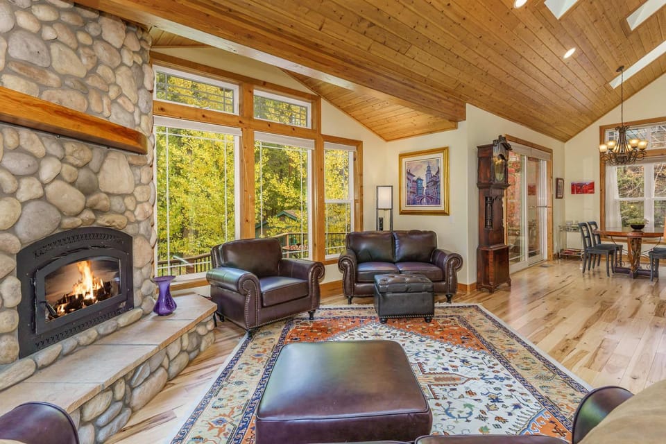 Beautiful 3bd Sanctuary Inside Yosemite House in Sierra Nevada