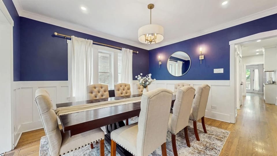 Whispering Oaks Retreat House in Forest Park