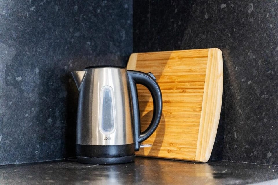 Coffee/tea facilities, Kitchen or kitchenette