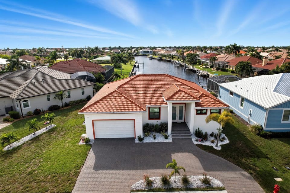Sunset Views & Dock: Canal-Front Punta Gorda Home! House in Charlotte Park