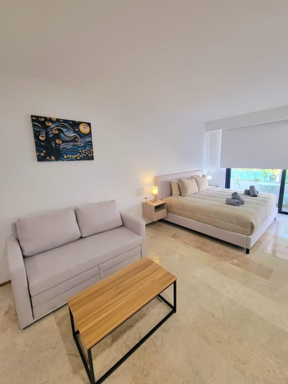 Bed, Living room, Photo of the whole room, Bedroom