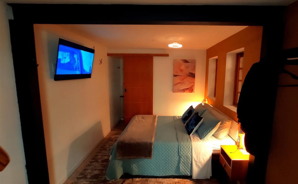 TV and multimedia, Seating area
