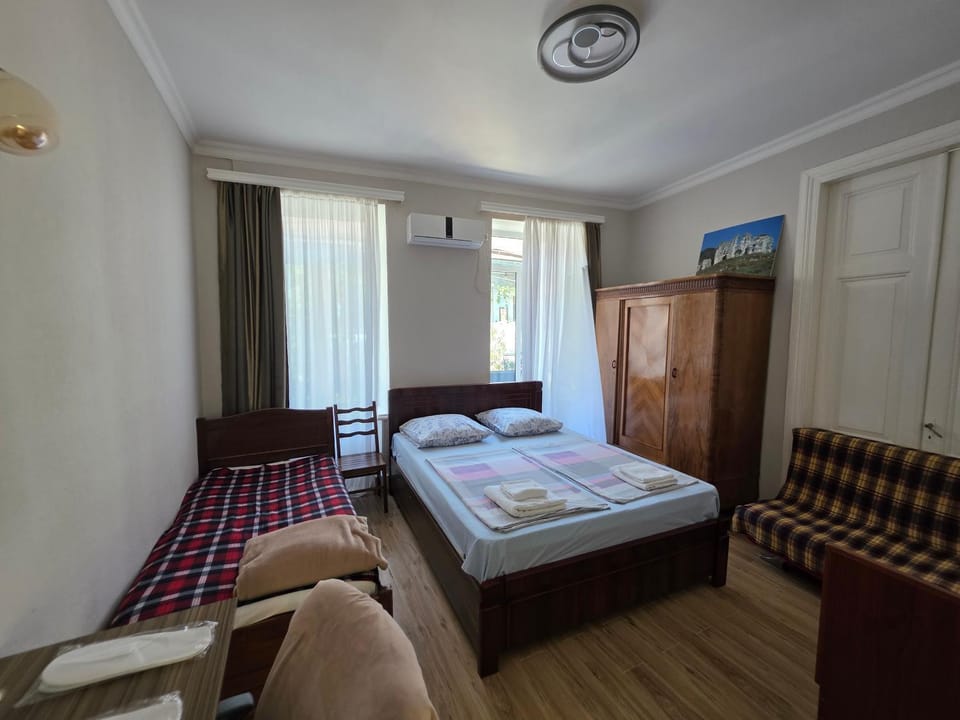 Stylish Stay in Historic Old Tbilisi-Walk Everywhere Bed and Breakfast in Tbilisi, Georgia