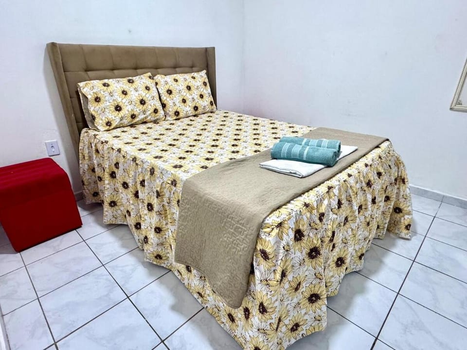 APT-2S Grande para 4 pessoas com Ar-condicionado e Garagem a 1 min da rodoviária de Petrolina Apartment in Petrolina