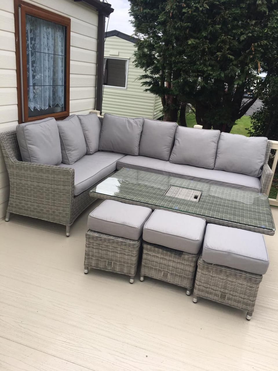 Patio, Seating area