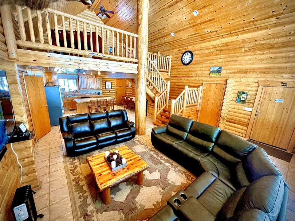 TV and multimedia, Living room, Seating area