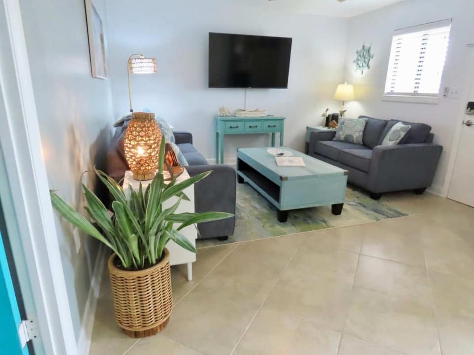 Experience Island Vibes! House in Hilton Head Island