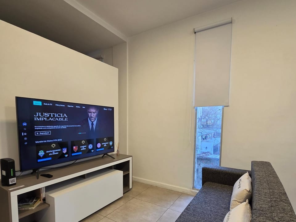 Communal lounge/ TV room, TV and multimedia, Evening entertainment