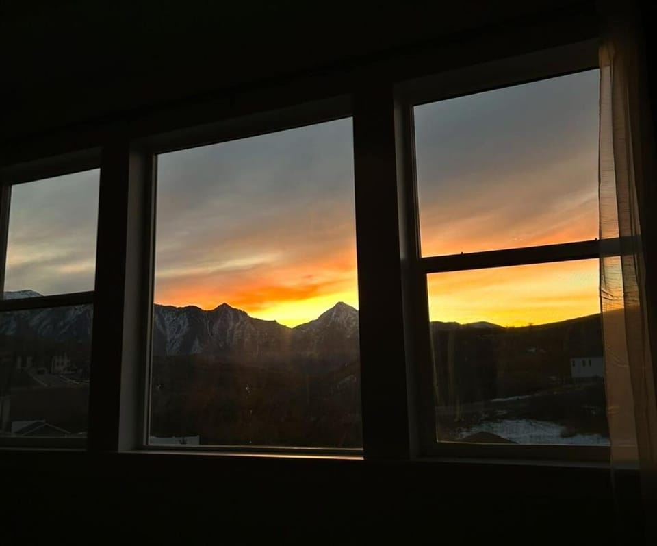 Natural landscape, Mountain view, Sunrise