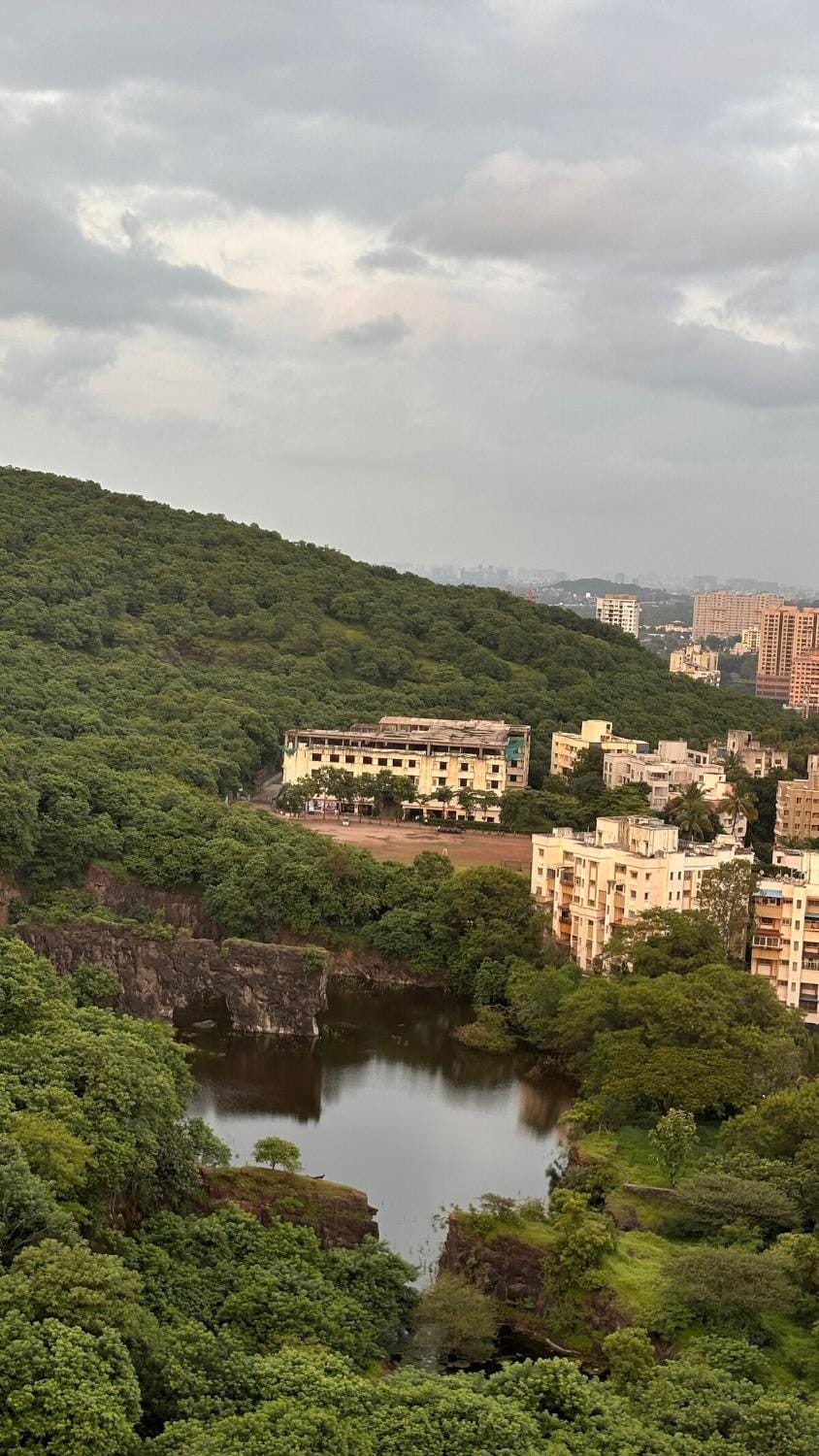 Cloud 9 Cabin- Lavish Studio in Baner Pashan! Cabin in Pune