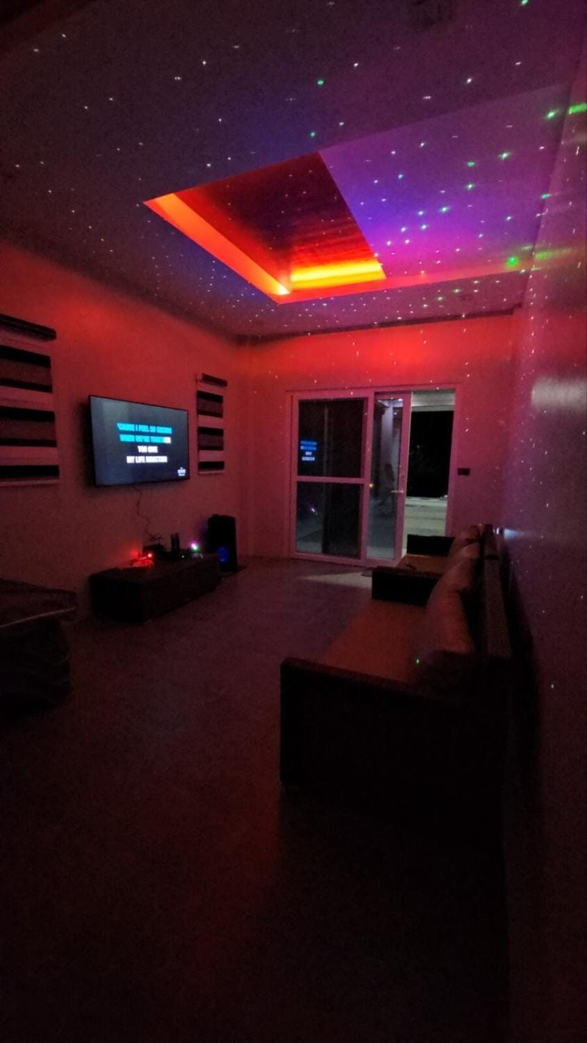 Karaoke, TV and multimedia, Evening entertainment
