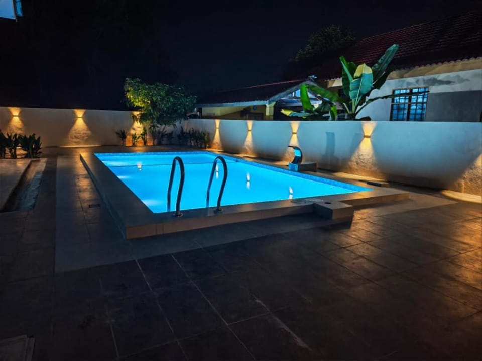Night, Swimming pool, Swimming pool