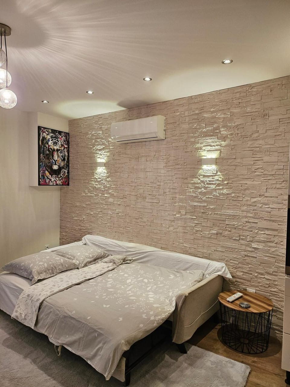 Spacious & Cozy - 3 Bedrooms Apartment in Givors