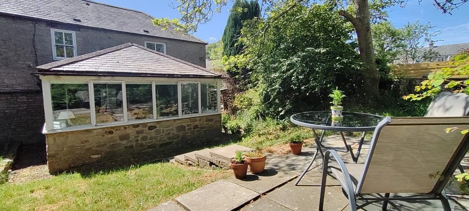 Garden, Seating area