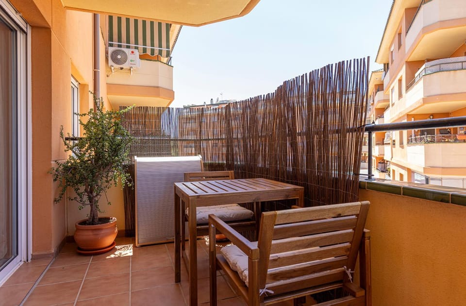 Patio, Day, View (from property/room), Balcony/Terrace, Living room, Dining area