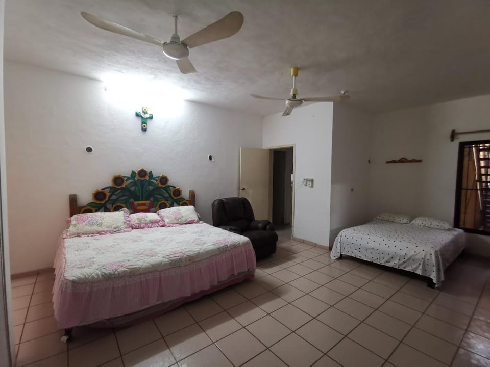 Casa Colibrí House in Merida