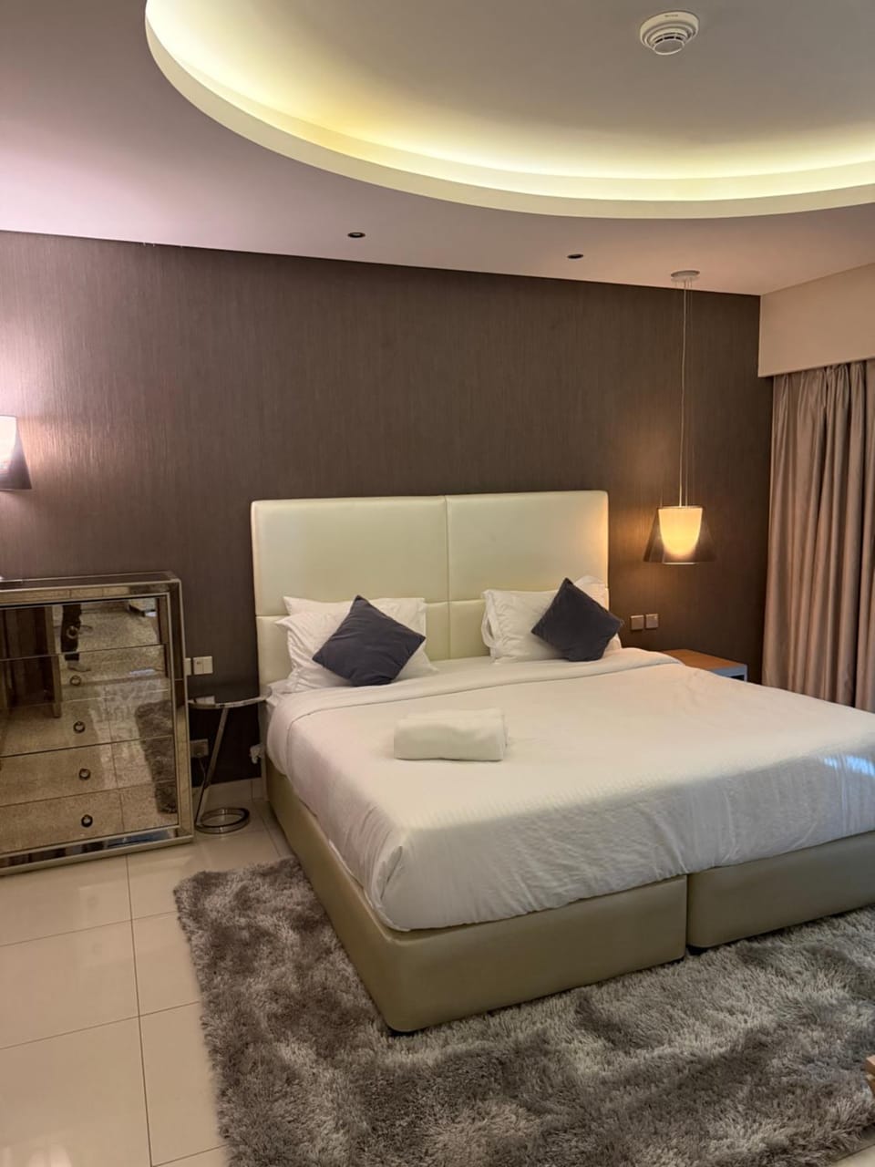 Royal Montania by DAMAC Paramount , Burj Khalifa View Apartment in Dubai