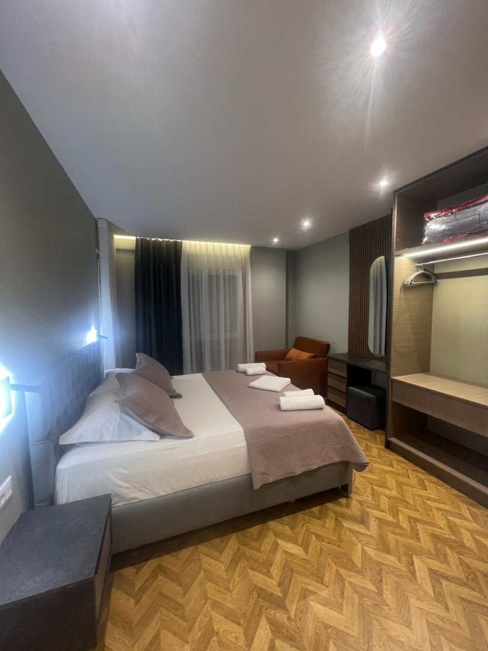 Bed, Photo of the whole room, Bedroom, towels, wardrobe
