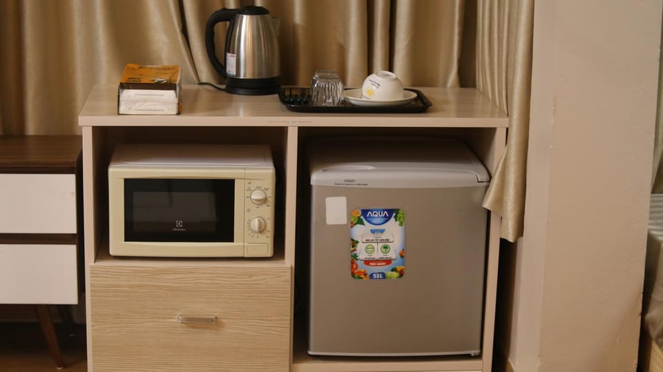 Coffee/tea facilities, Kitchen or kitchenette, minibar, oven