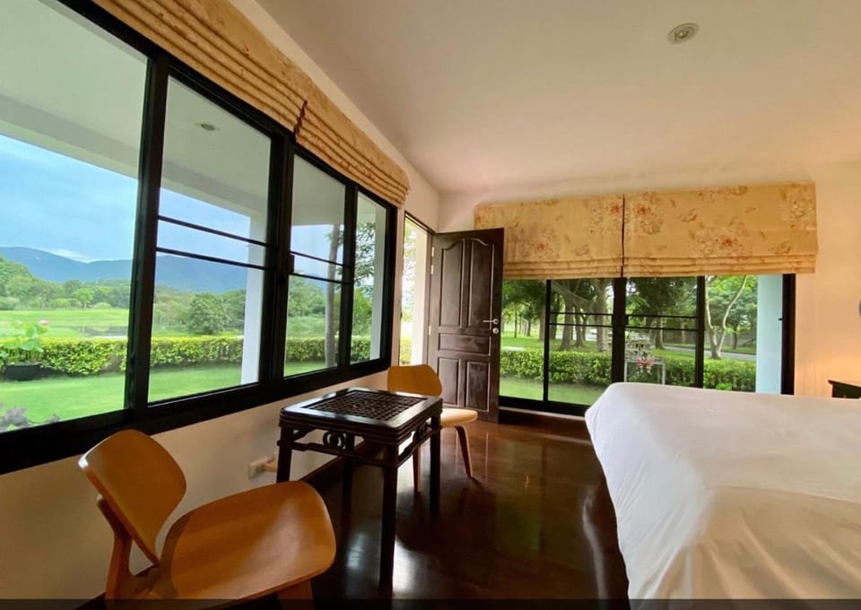 B&B on a top Golf Course just outside Chiangmai Bed and Breakfast in Thailand
