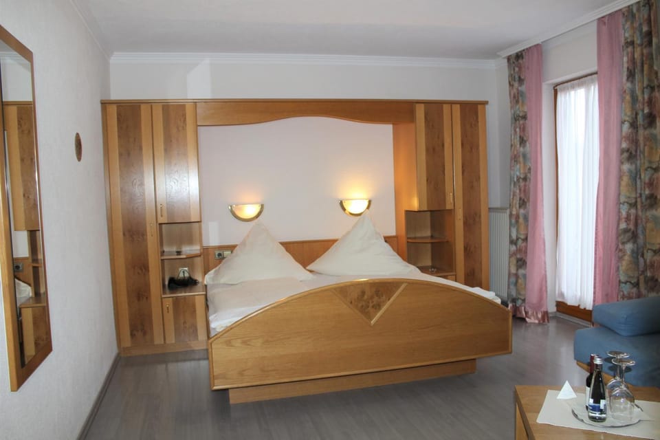 Winzerhotel Kinges-Kessel Hotel in Rhineland-Palatinate