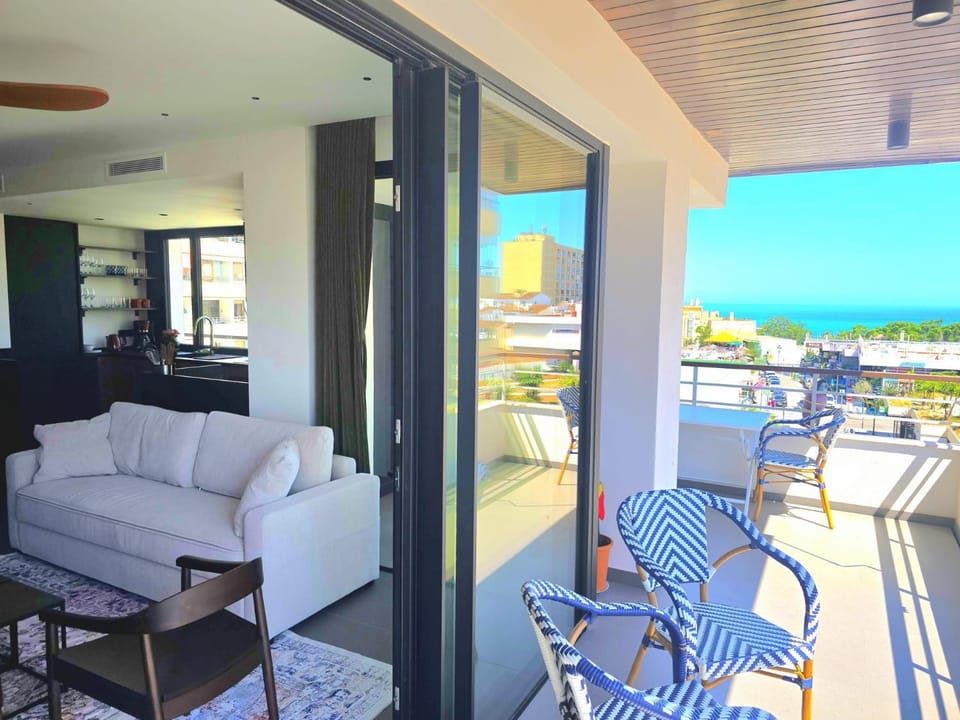 Rivendale 2 bedroom 2 bathroom with balcony and sea views in the Nogalera Complex by NAMASTE ELITE Apartment in Torremolinos