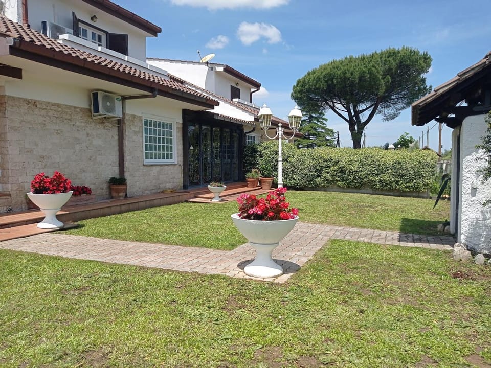 Garden, Garden view