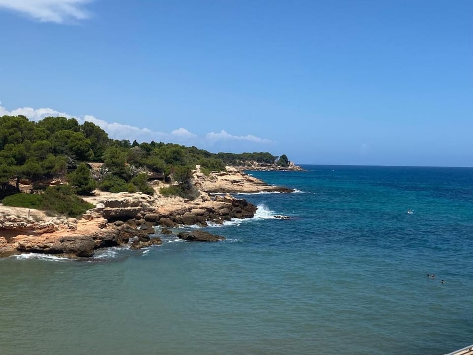 Casascostadorada Ametlla de Mar casa primera línea House in L'Ametlla de Mar