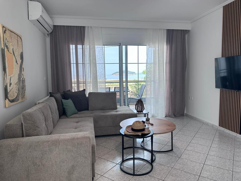 Tortuga Modern Living House in Decentralized Administration of Macedonia and Thrace