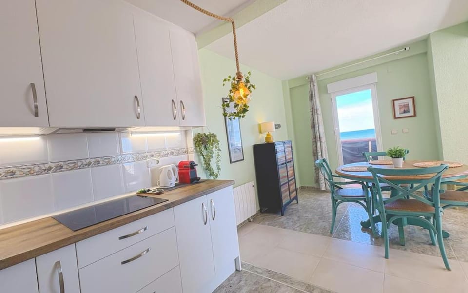 02 Ninomad Lucentia Beachfront Daimús Apartment in Daimús