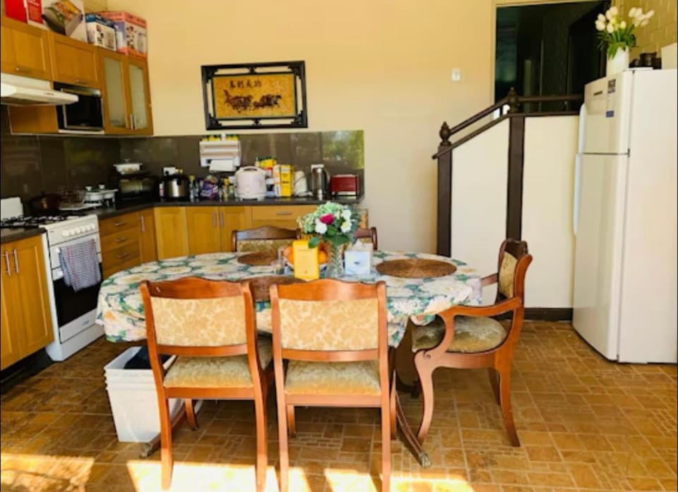 Less pay good place Vacation rental in Port Adelaide