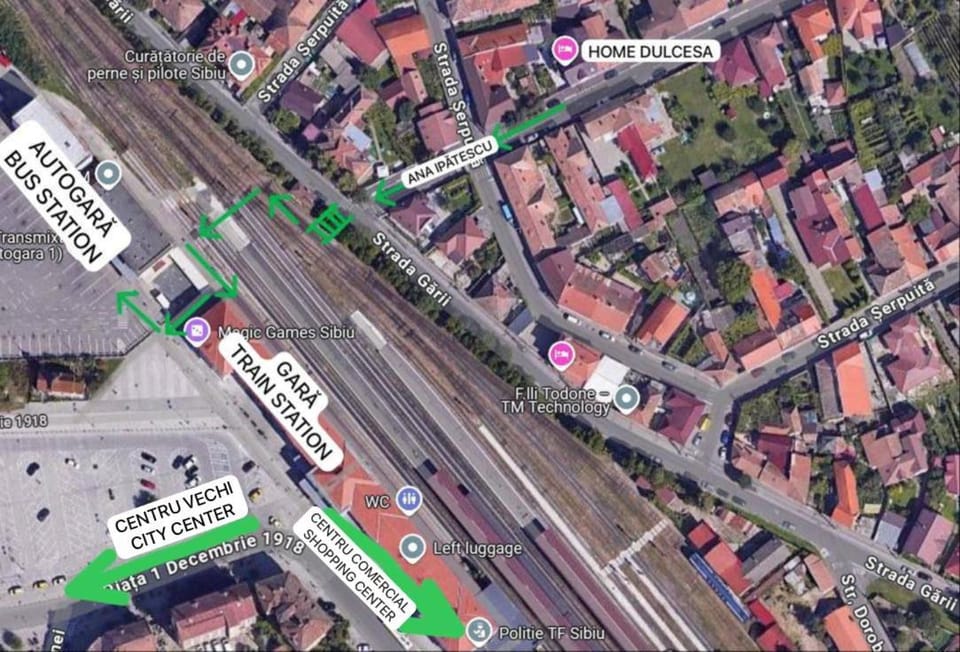 Neighbourhood, Bird's eye view, Location, Parking